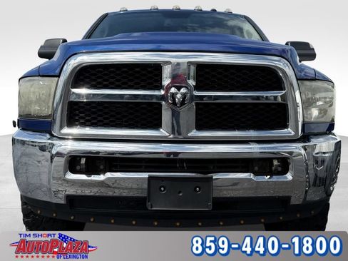 Used 2018 RAM 2500 Tradesman w/ Chrome Appearance Group AWD/4WD image 7