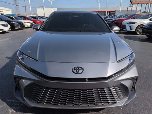 Certified 2025 Toyota Camry SE w/ Convenience Package FWD image 8