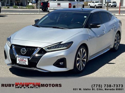 Used 2020 Nissan Maxima Platinum w/ Sport Mat Group FWD image 3