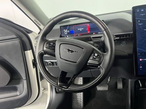 Used 2024 Ford Mustang Mach-E Select image 13