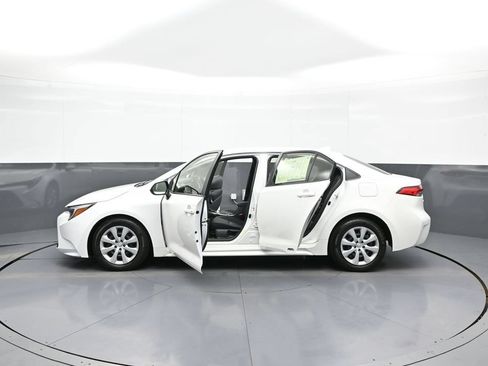 Certified 2024 Toyota Corolla LE AWD/4WD image 41