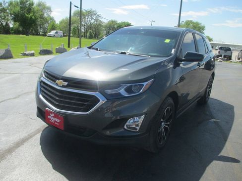 Used 2021 Chevrolet Equinox LT image 10
