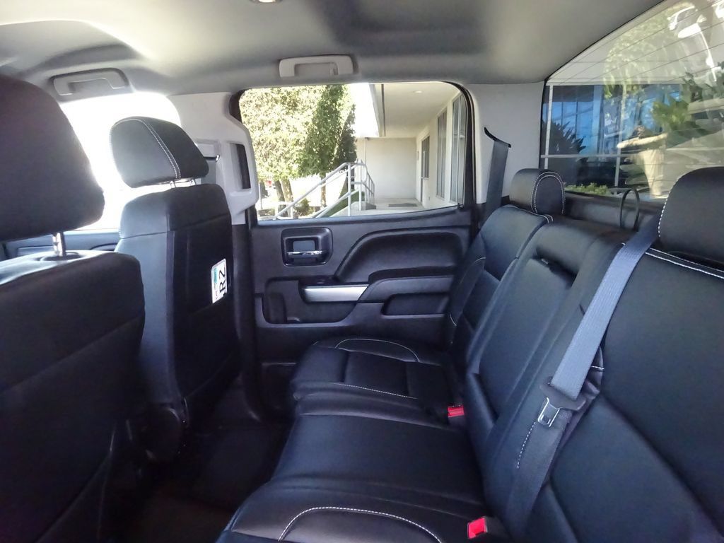 Used 2018 Chevrolet Silverado 1500 LT w/ All Star Edition RWD image 20