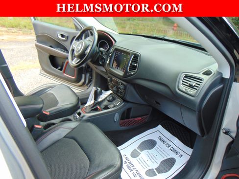 Certified 2019 Jeep Compass Trailhawk image 38