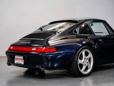Used 1996 Porsche 911 Carrera 4S AWD/4WD image 36