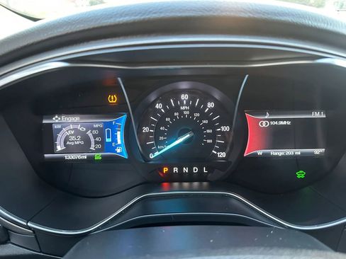 Used 2018 Ford Fusion SE w/ Equipment Group 602A FWD image 31