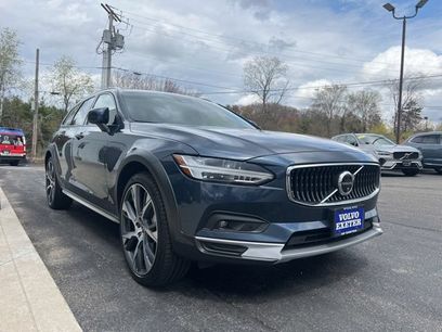 Used 2025 Volvo V90 B6 Cross Country Ultra