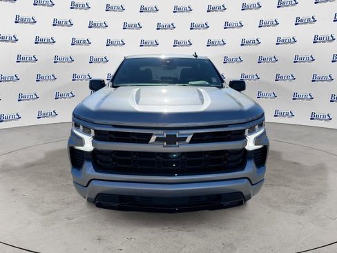 Used 2023 Chevrolet Silverado 1500 RST RWD image 2