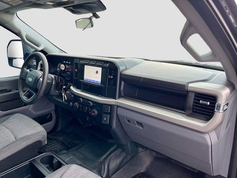 Used 2023 Ford F250 XL w/ XL Chrome Package image 26