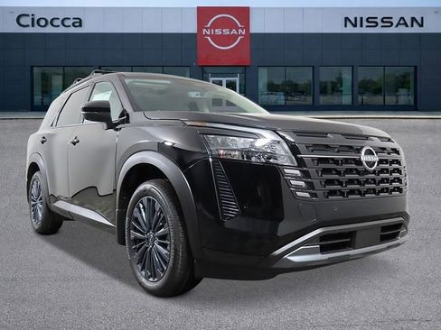 New 2026 Nissan Pathfinder SL w/ SL Premium Package AWD/4WD image 7