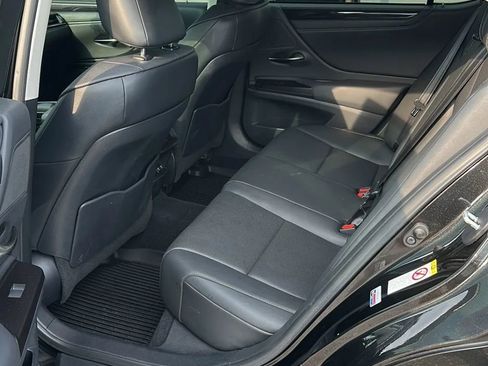 Used 2019 Lexus ES 350 image 6