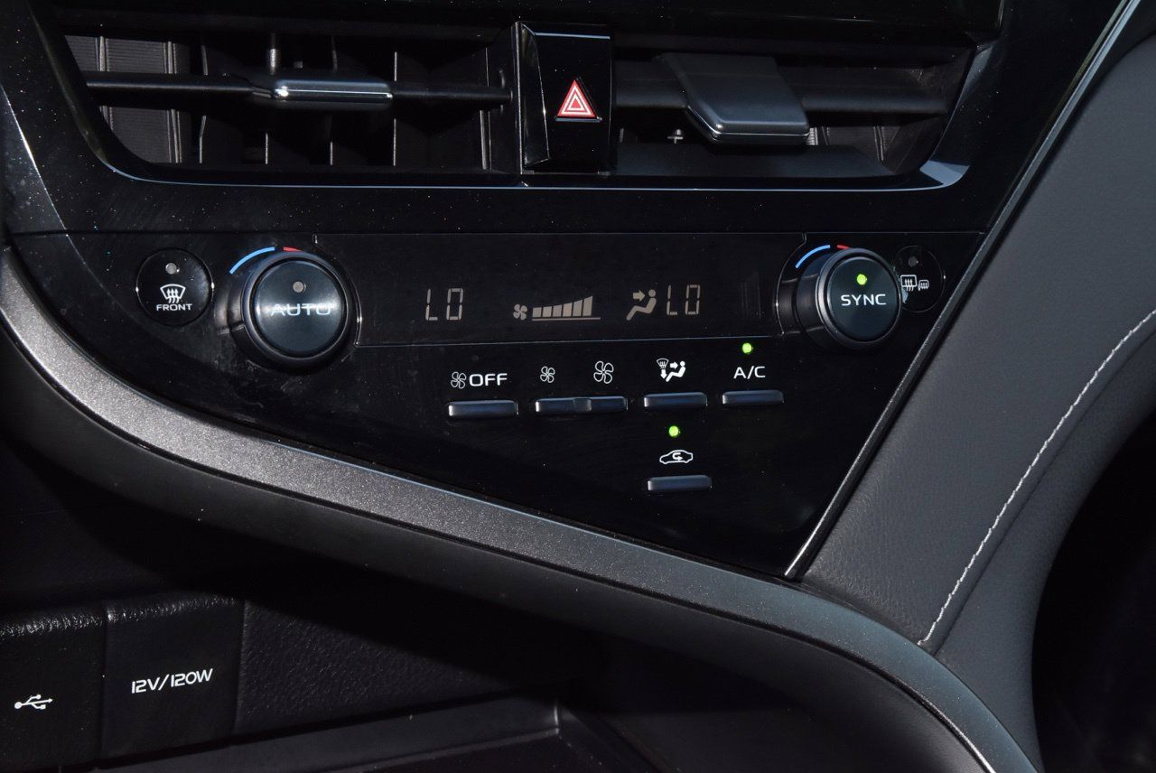 Used 2022 Toyota Camry SE w/ Convenience Package FWD image 28