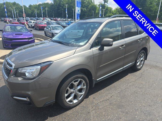 Used 2017 Subaru Forester 2.5i Touring AWD/4WD image 3