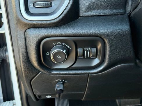 Used 2020 RAM 2500 Big Horn AWD/4WD image 20