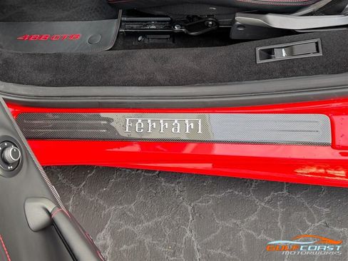 Used 2019 Ferrari 488 GTB RWD image 25