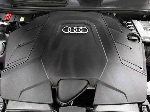 Used 2022 Audi Q8 Prestige w/ Prestige Package image 40