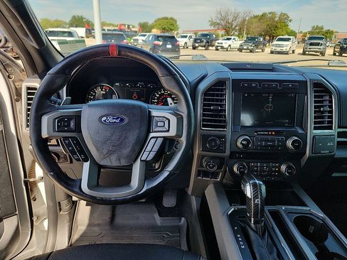 Used 2018 Ford F150 Raptor w/ Equipment Group 802A Luxury AWD/4WD image 6