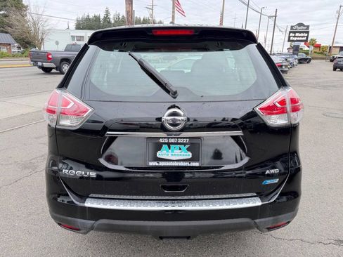 Used 2014 Nissan Rogue S image 5