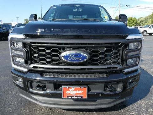 Certified 2024 Ford F250 Lariat w/ Lariat Ultimate Package AWD/4WD image 9