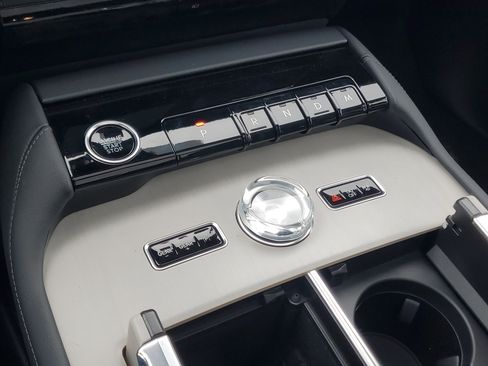 New 2026 Lincoln Navigator Reserve image 25