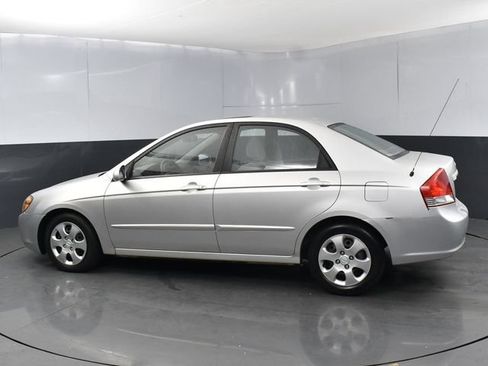 Used 2009 Kia Spectra EX FWD image 6