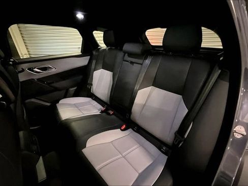 Certified 2026 Land Rover Range Rover Velar Dynamic SE AWD/4WD image 17