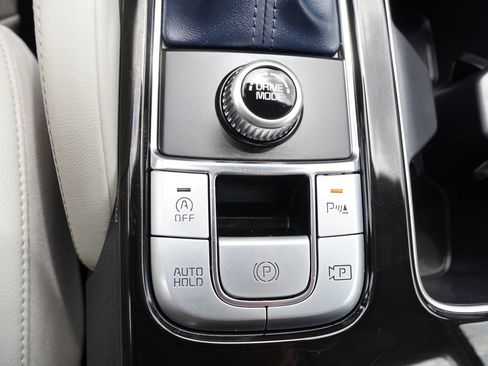 Certified 2024 Kia Telluride SX FWD image 33