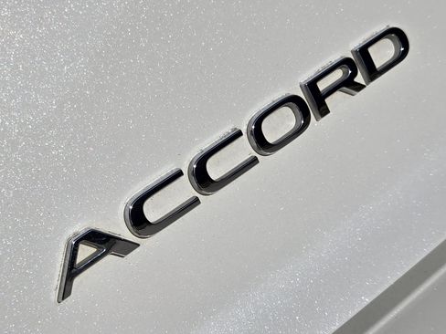 Certified 2023 Honda Accord EX image 32