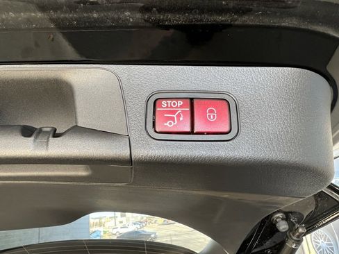 Certified 2024 Mercedes-Benz EQB 300 4MATIC image 35