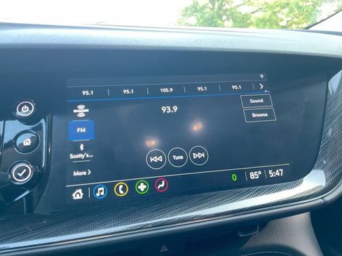 Used 2023 Buick Envision Essence AWD/4WD image 17