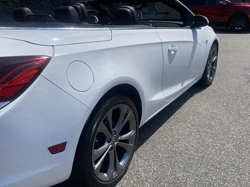 Used 2019 Buick Cascada Premium FWD image 31
