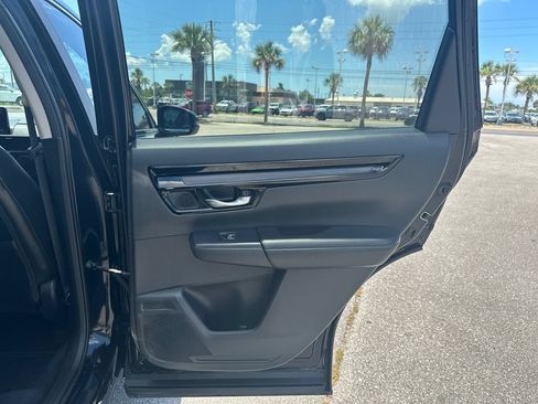 Used 2023 Honda CR-V EX-L image 16