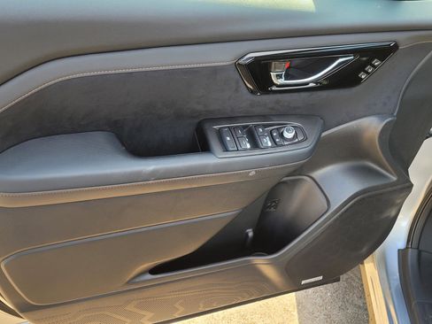 New 2026 Subaru Forester Touring image 4