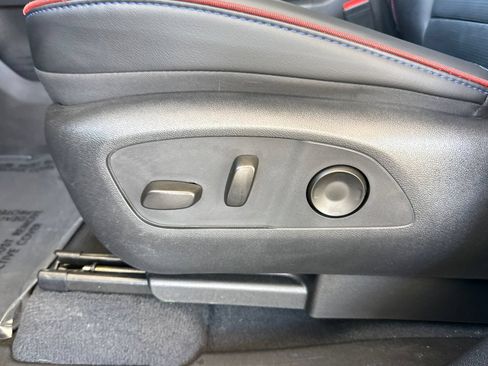Used 2025 Chevrolet Silverado EV RST AWD/4WD image 19