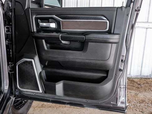 Used 2023 RAM 3500 Laramie AWD/4WD image 45