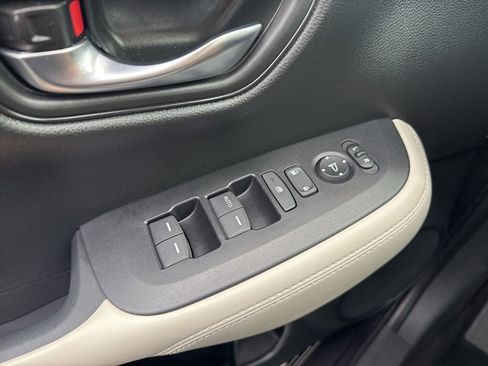 Certified 2026 Honda HR-V LX image 23