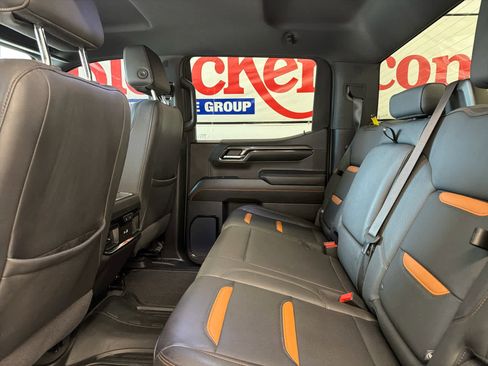 Used 2024 GMC Sierra 1500 AT4 w/ Technology Package image 18