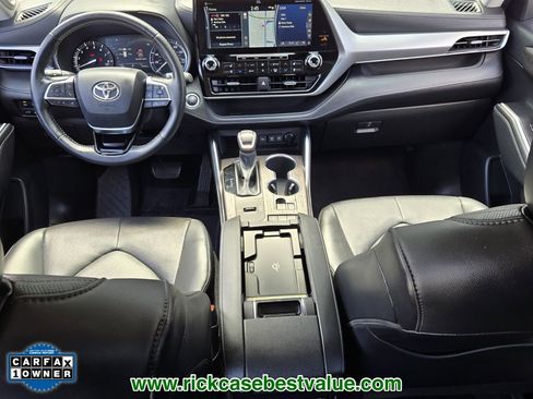 Used 2021 Toyota Highlander Platinum FWD image 14