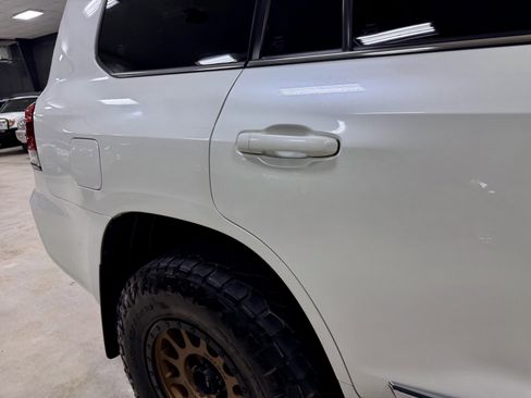 Used 2019 Toyota Land Cruiser w/ Preferred Accessory Package image 20