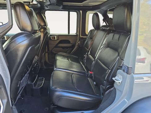 Used 2022 Jeep Wrangler Unlimited Rubicon 4xe w/ Dual Top Group image 13