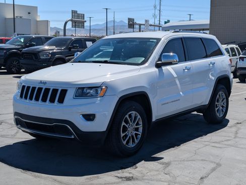 Used 2014 Jeep Grand Cherokee Limited w/ Trailer Tow Group IV AWD/4WD image 10