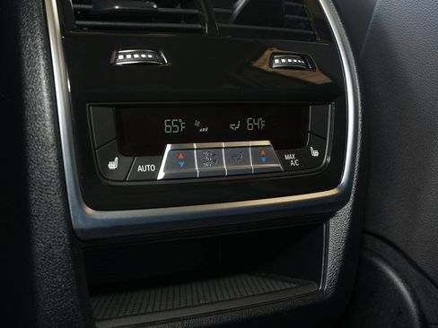 Used 2024 BMW X6 xDrive40i w/ Premium Package image 15