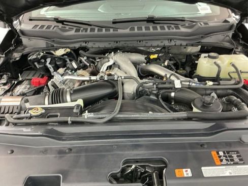Used 2025 Ford F450 Lariat w/ FX4 Off-Road Package AWD/4WD image 34