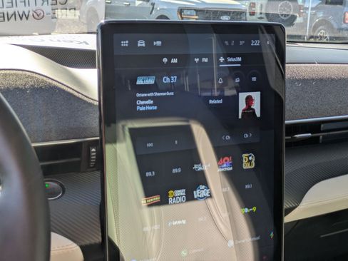 Used 2023 Ford Mustang Mach-E Premium image 23