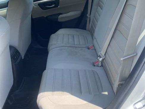 Used 2018 Honda CR-V LX image 6