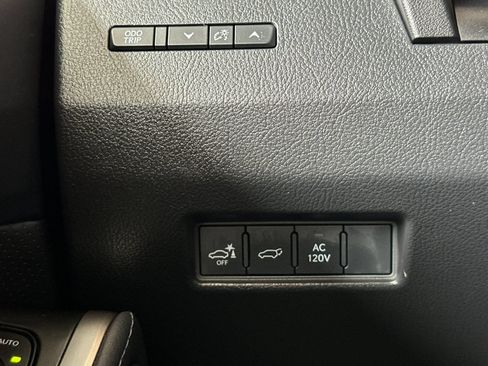 Used 2024 Lexus GX 550 w/ Cold Area Package AWD/4WD image 31