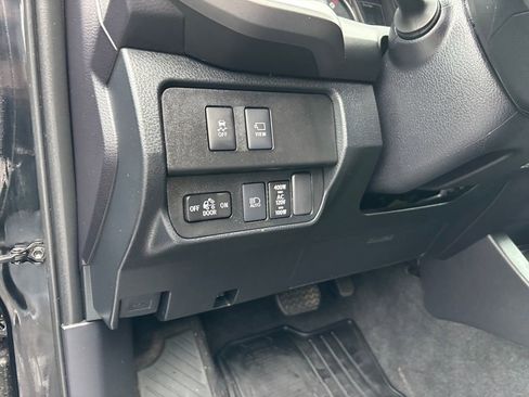 Used 2021 Toyota Tacoma TRD Off-Road image 22