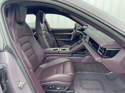 Used 2025 Porsche Taycan 4S image 16