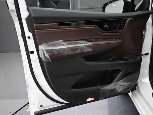 New 2026 Honda Odyssey Elite image 3