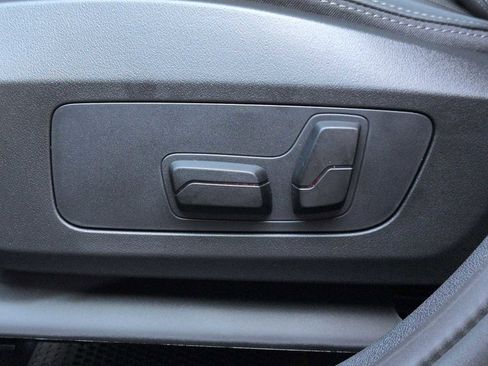 New 2026 BMW X2 xDrive28i w/ Convenience Package image 18